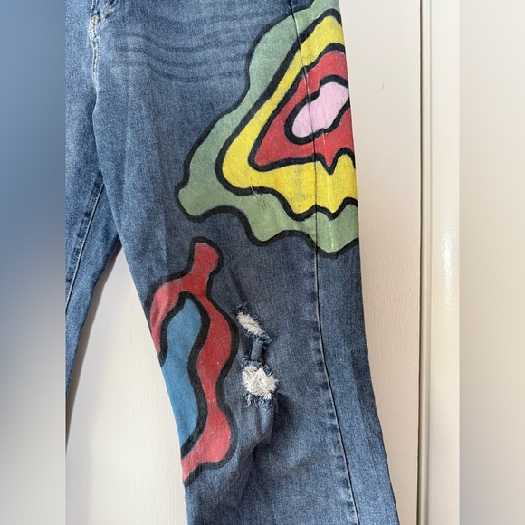 We The Free Button Fly Boot Cut Distressed Jeans Painted Swirls Raw Hem Size 31 - Picture 3 of 8